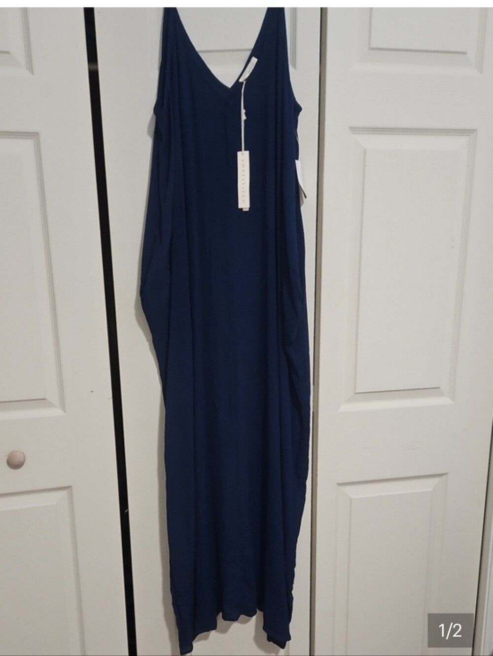 lovestitch Navy V-Neck Sleeveless Maxi Dress - Picture 3 of 3